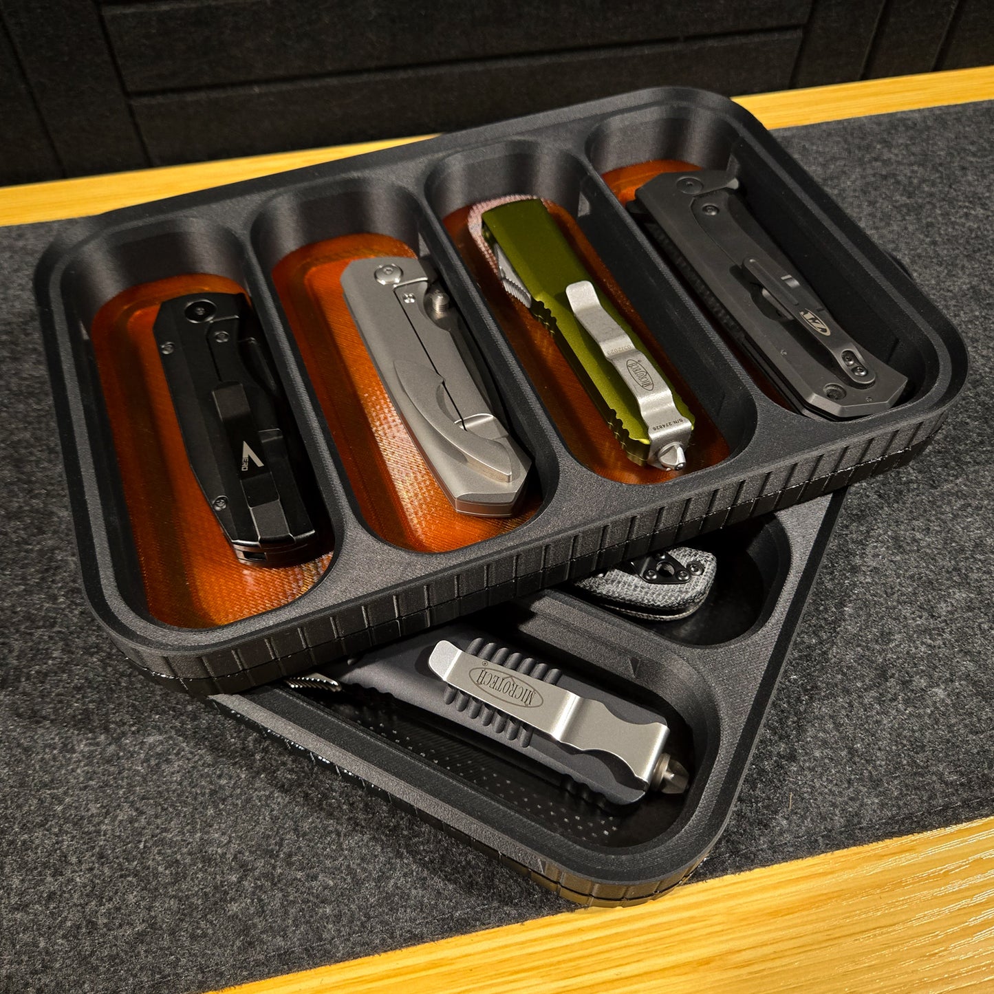 The Vanguard Catch - Modular Stacking Folder Display