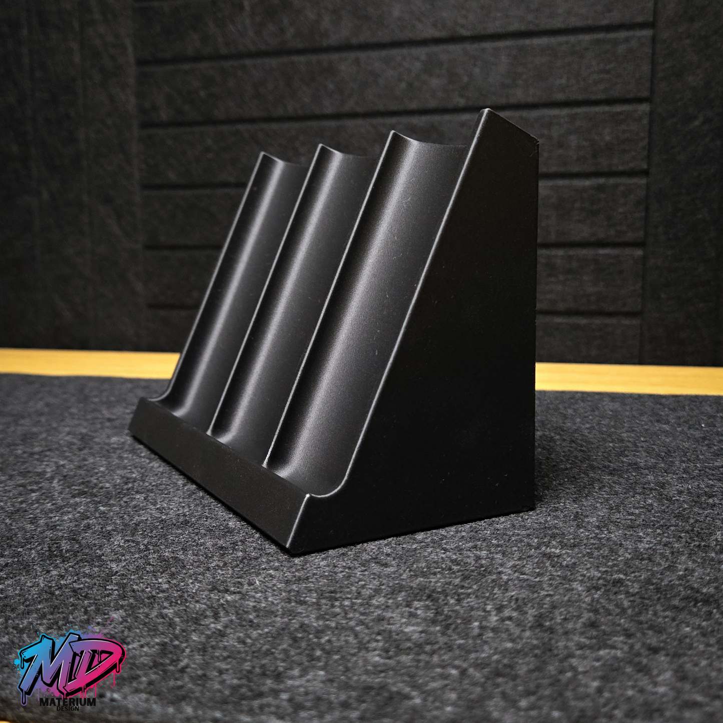 The Apex Folder Showcase | Premium Knife Display